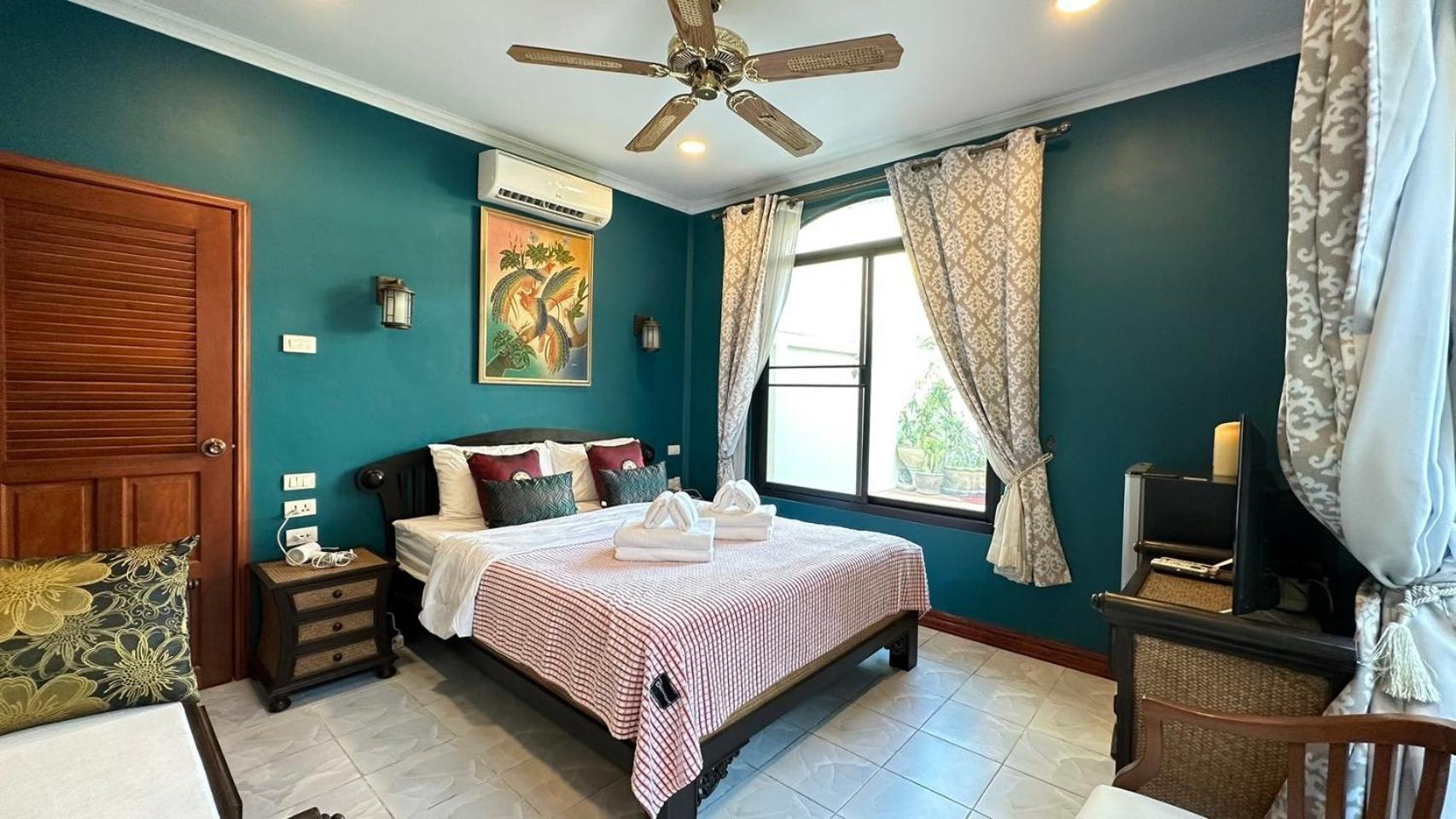 Bali Style Luxury View Talay Pool Close To & Walking Street Villa *