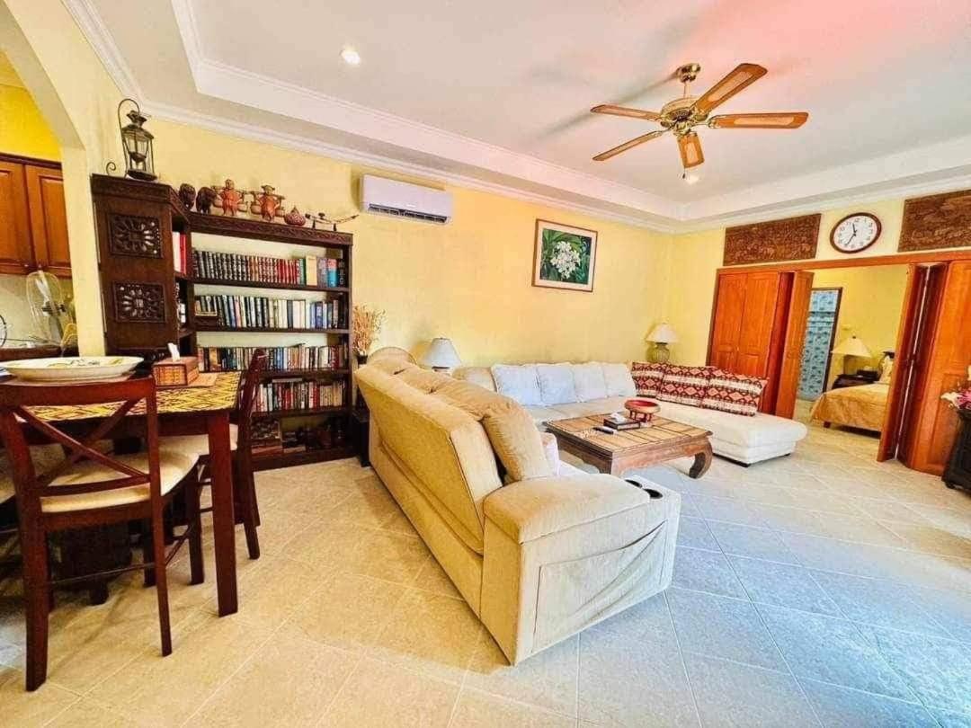 Bali Style Luxury View Talay Pool Close To & Walking Street Villa Jomtien Beach